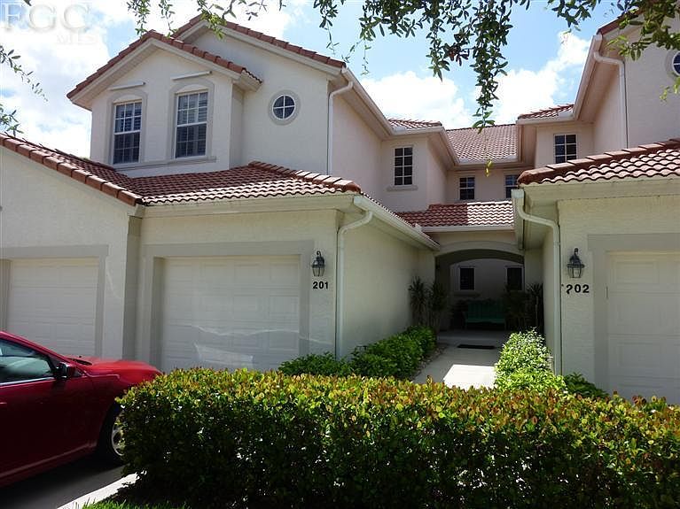 1st image of 8817 W Forest Ln