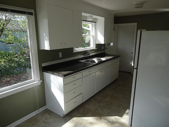 2nd image of 6309 Avalon St SW