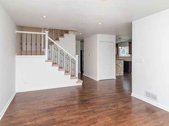 4th image of 3 S Fernwood Dr #3S