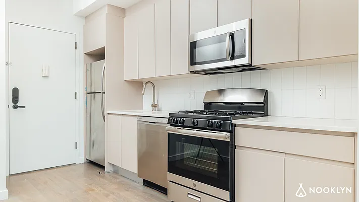 Rented by Nooklyn NYC LLC | media 25