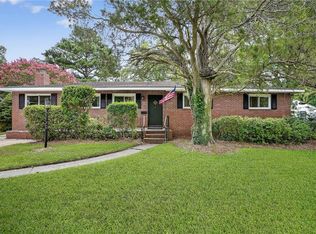 516 Caren Dr, Virginia Beach, VA 23452