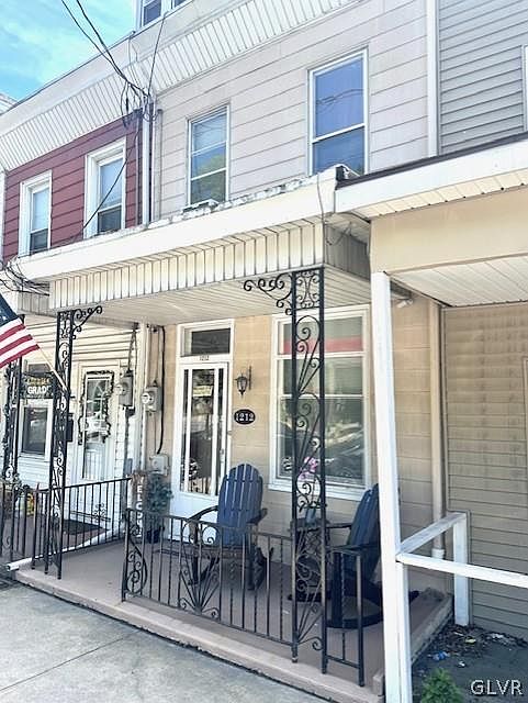 1st image of 1212 E Centre St