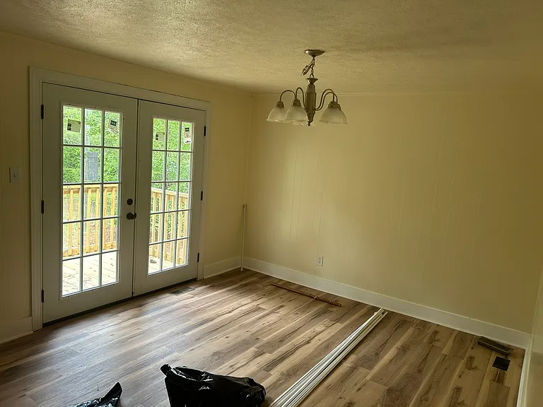 2342 Lake Ave — Photo 6