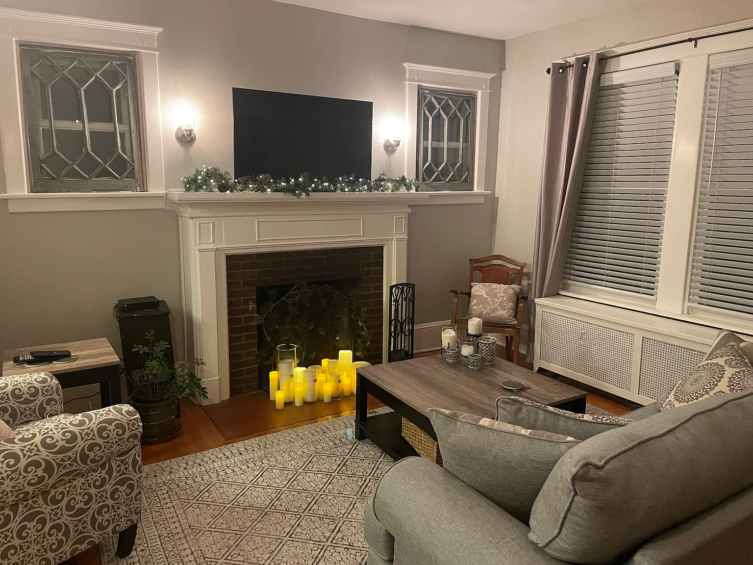 2 bed, 800 sqft, $1,550 — Photo 1