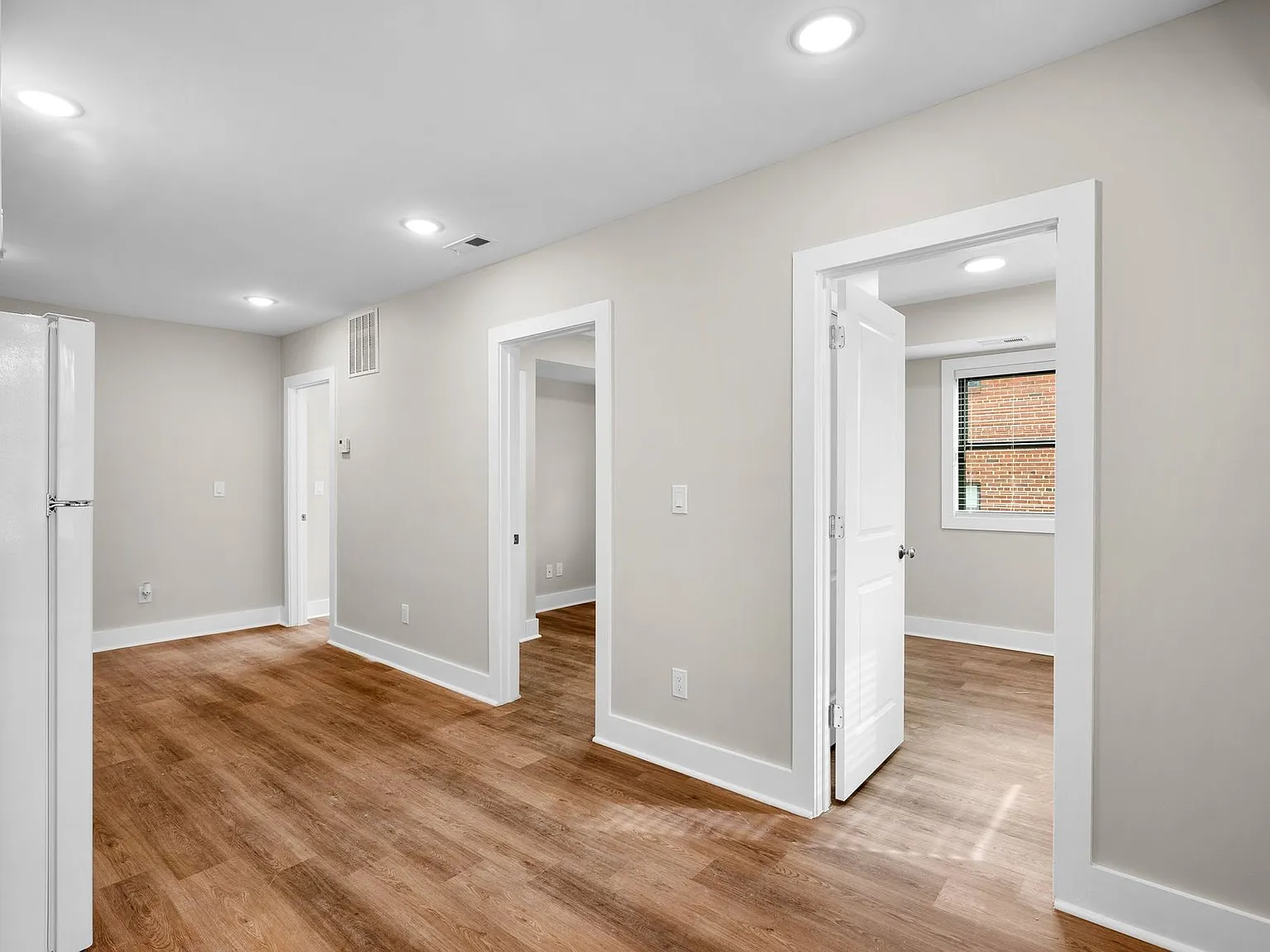 5811 Field Place NE — Photo 3