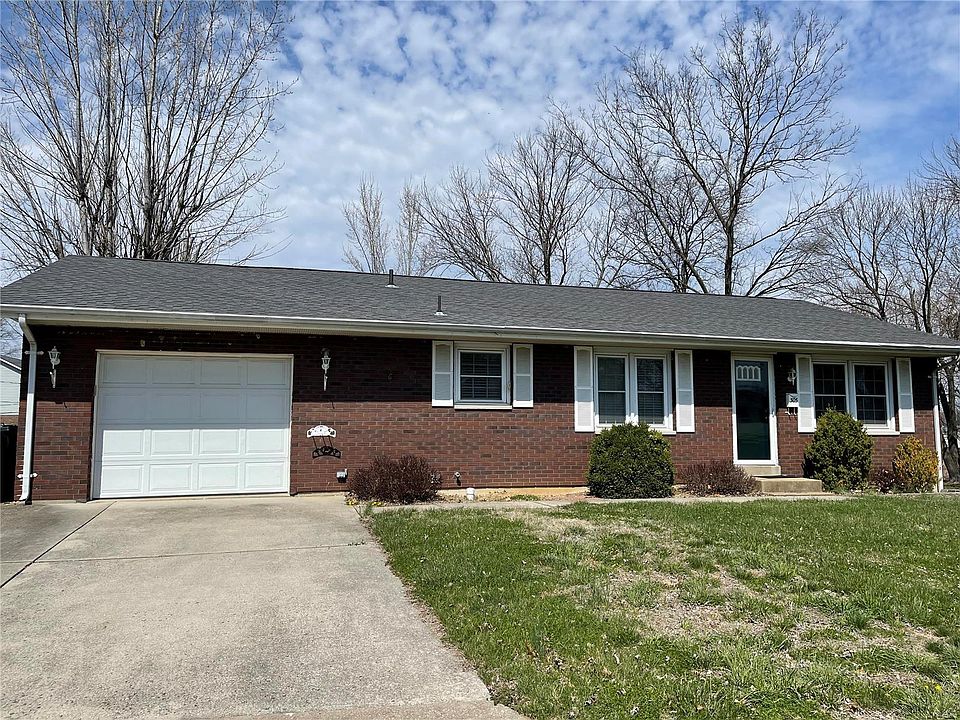 305 E Mill St, Waterloo, IL 62298 Zillow