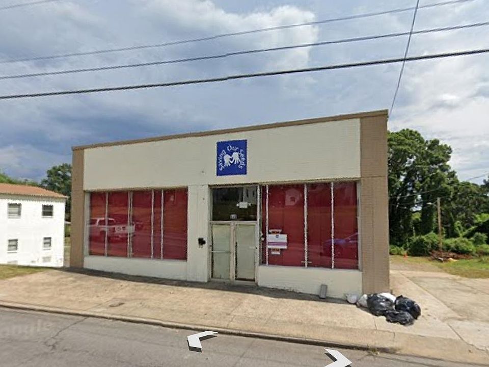 1st image of 618 E Church St