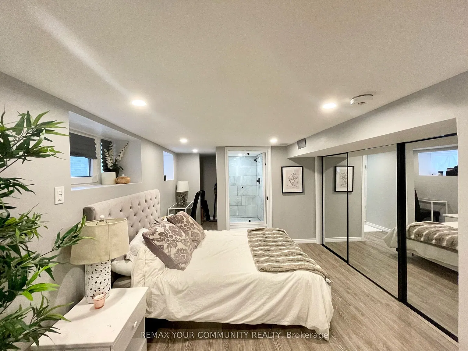Studio, $1,850 — Photo 4