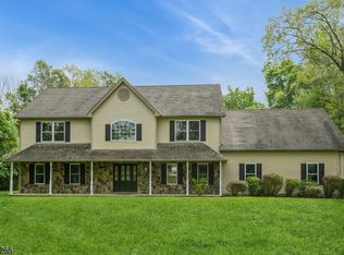 57 Holland Rd, Wantage, NJ 07461