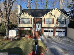 875 Long Branch Cir, Sugar Hill, GA 30518