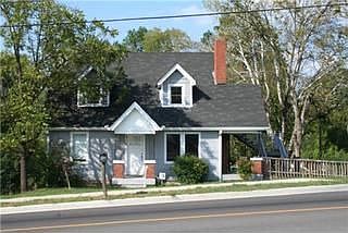 1st image of 2906 Jones Ave