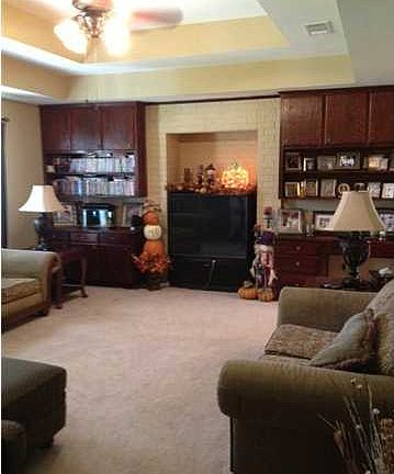3rd image of 8121 Live Oak Ave