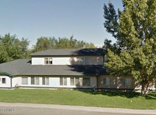 883 Taughenbaugh Blvd, Rifle, CO 81650