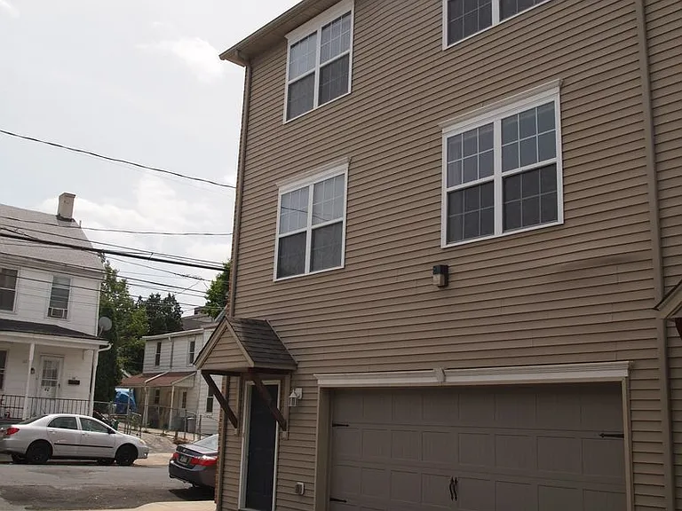 39 E Garrison St — Photo 10