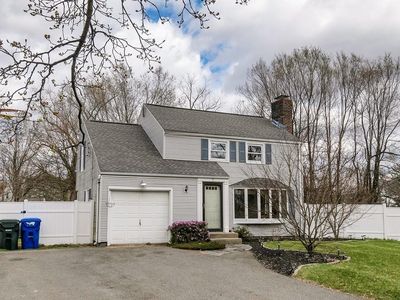 5 Donbray Rd, Springfield, MA, 01119