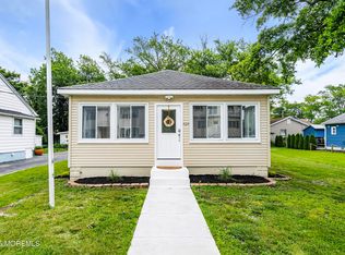 509 Monmouth Ave, Ocean Gate, NJ 08740