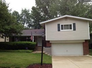 459 Garnette Rd, Akron, OH 44313