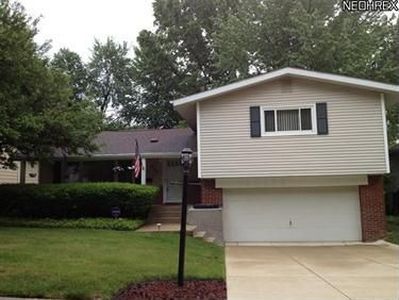 459 Garnette Rd, Akron, OH, 44313