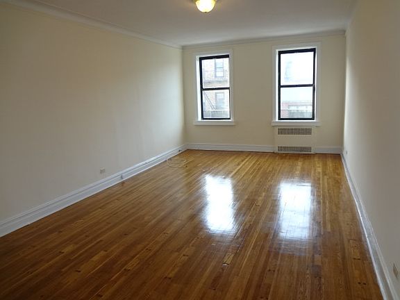 4th image of 6015 Woodside Ave Ste A