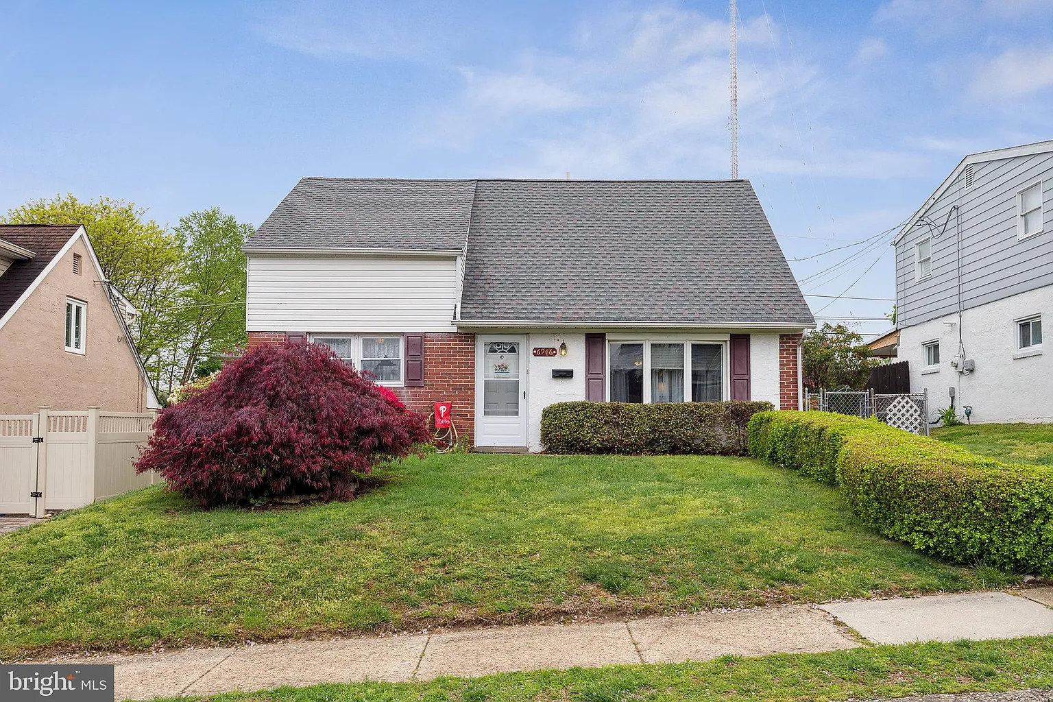 6946 Pawling St photo 1