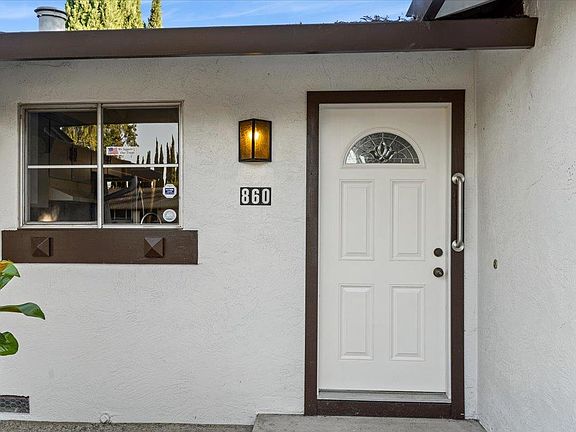 3rd image of 860 Calero Ave