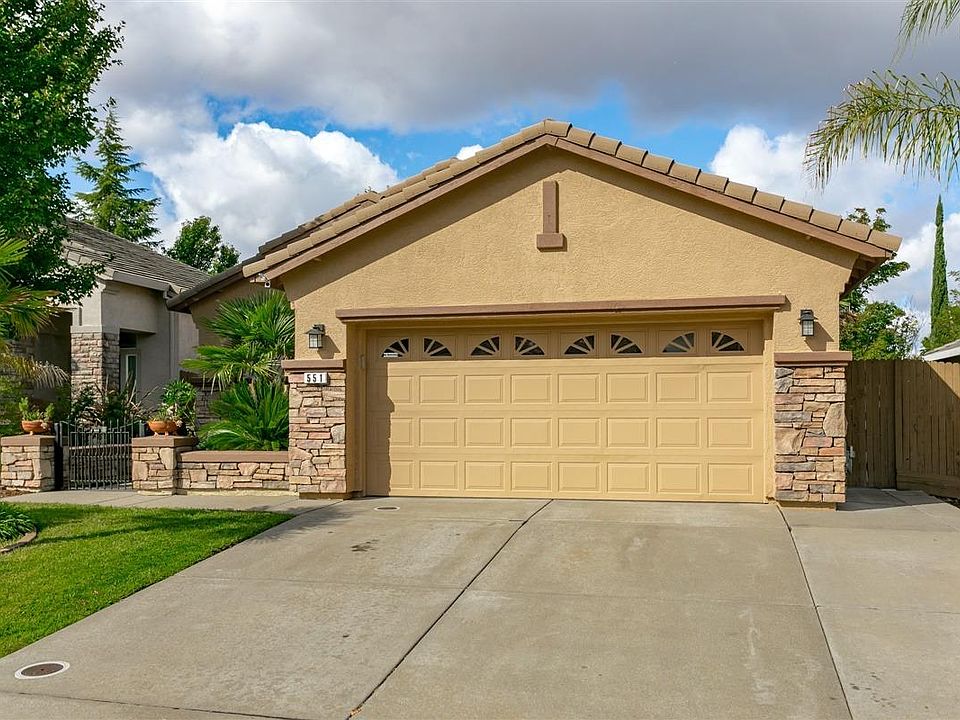 1st image of 551 Hillswick Cir