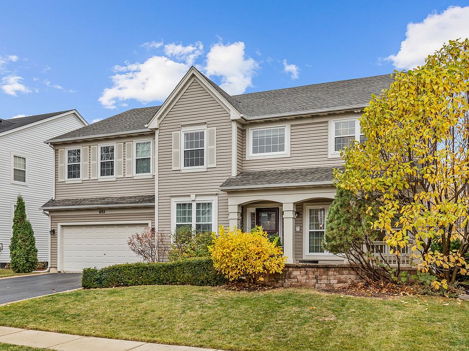 1st image of 692 Easton Ln