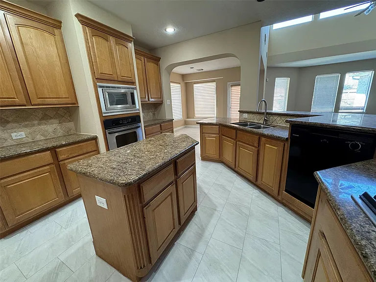 1412 Caine Hill Ct — Photo 10