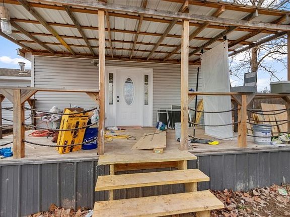 4th image of 2196 Madison St #8300