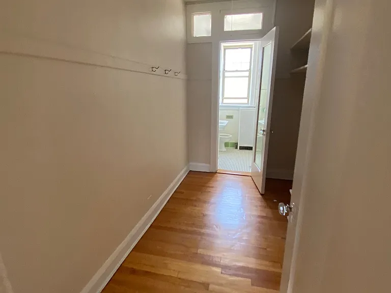 909 Elmwood Ave #3 — Photo 9