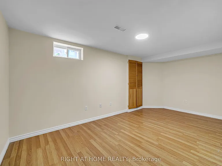 47 Medoc Pl — Photo 21