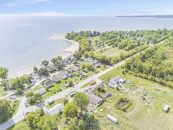 3rd image of 12874 Old Lakeshore Rd W