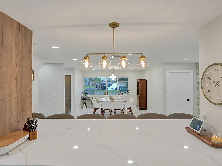 12213 Melissa Way — Photo 18
