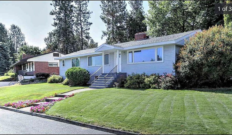 1st image of 1015 W Banbury Dr