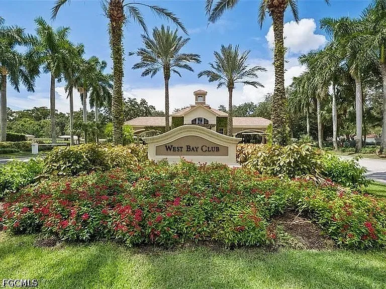 3 bed, 3.0 bath, 2060 sqft, $10,000 — Photo 1