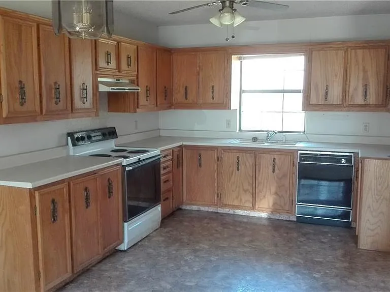 88 Jade Ln — Photo 14