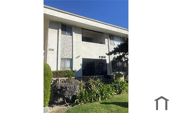 Building Photo - 3759 Lockland Dr #4