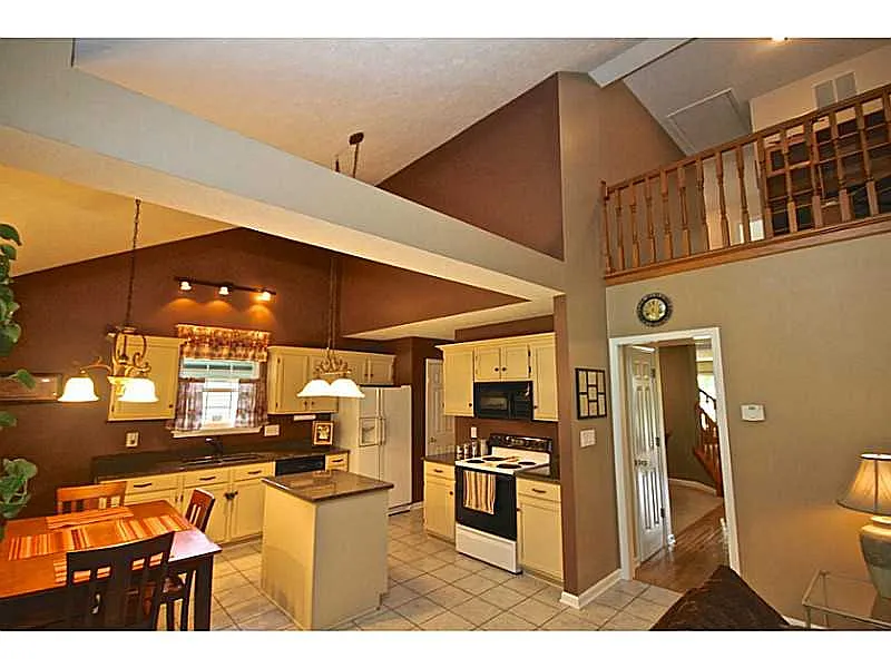 5006 Melbourne Rd photo 1