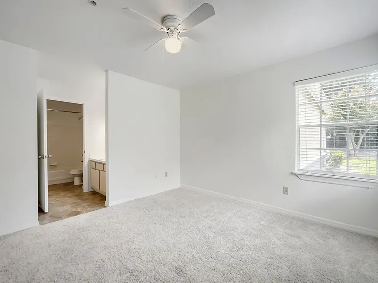 7270 Westpointe Blvd #910 — Photo 17