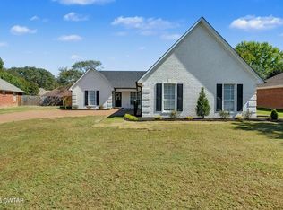 30 Barrington Cv, Jackson, TN 38305