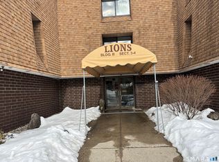 126 Triangle Street APT B43, Danbury, CT 06810