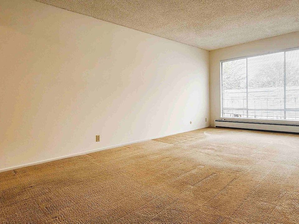 1st image of 1249 21st Ave APT 3