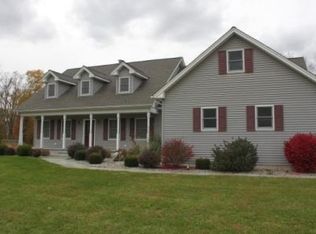 32 Station Rd, Columbia, NJ 07832