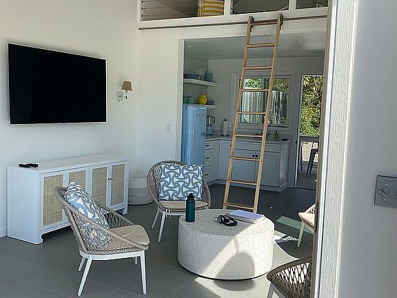 3rd image of 1188 Jerome Way