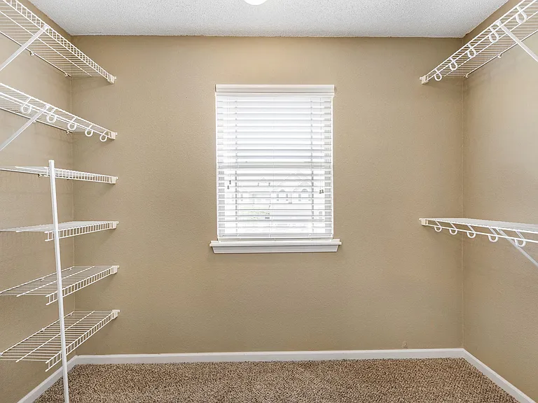 Bennington Park Townhomes — Photo 99