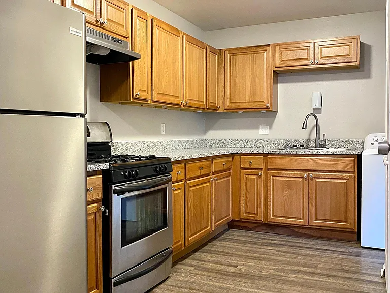 622 Oakwood Ave — Photo 18