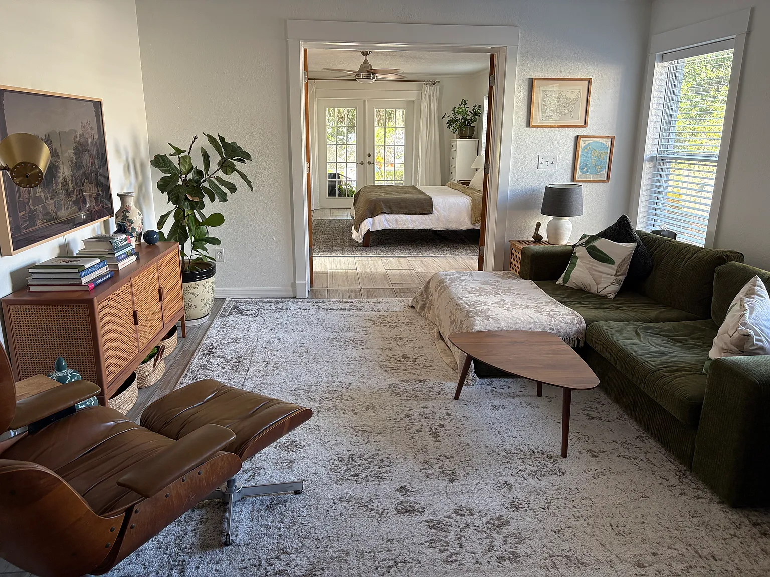 3 bed, 1409 sqft, $3,300 — Photo 2