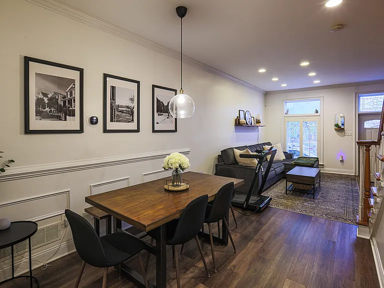 9 N Linwood Ave — Photo 4