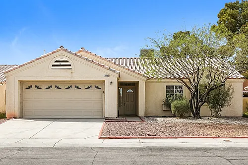 4705 Wild Oak Way Photo 1