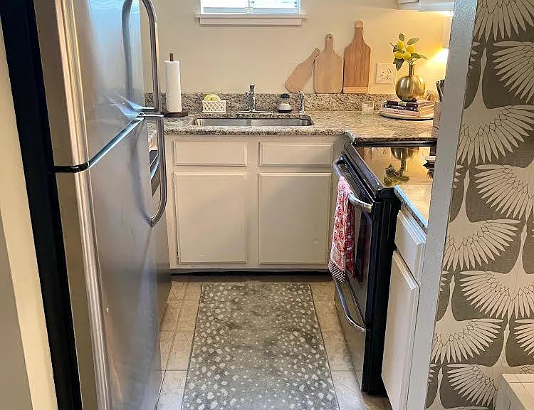3619 W Markham St #12 — Photo 12